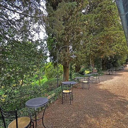 Sleeps 5 * Centeno